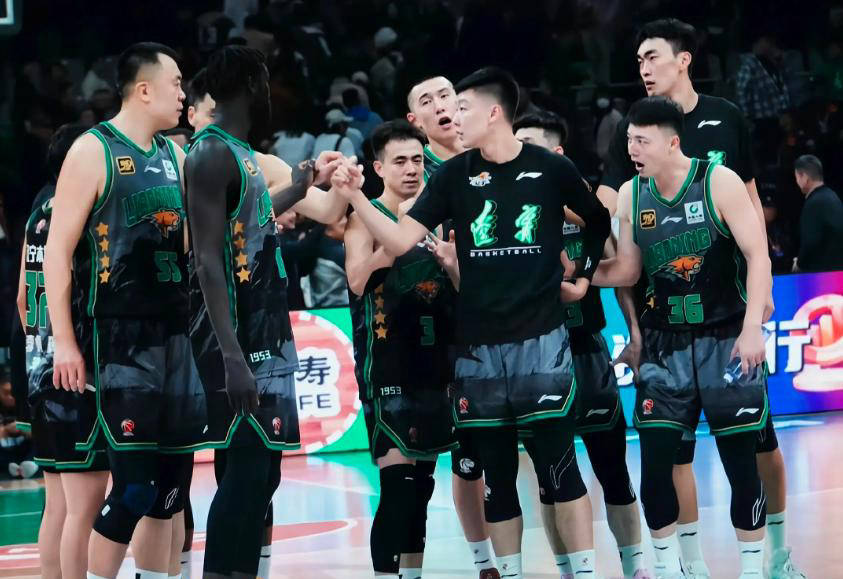 争夺季后赛席位，广厦队全力以赴迎战山西队的简单介绍
