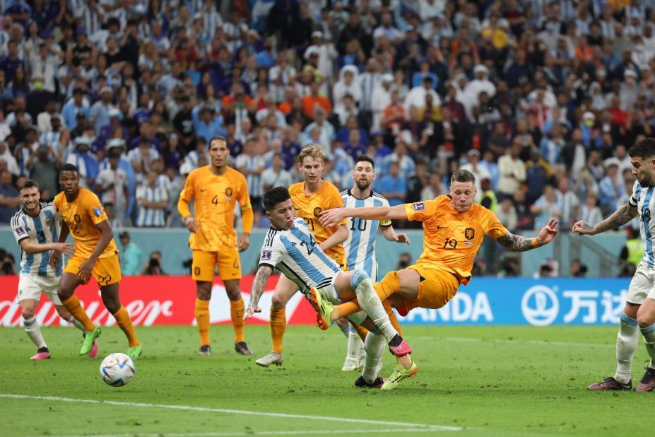 关于阿根廷被德国逼平，保住积分榜次席的信息