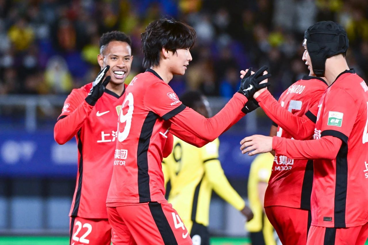 关于足球赛事展现风采，中东球队赛场崭露头角的信息