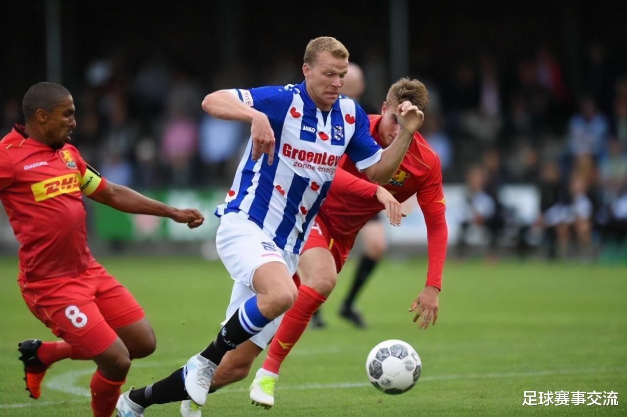 爱游戏tv-里昂球队锋线火力强劲，客场连胜