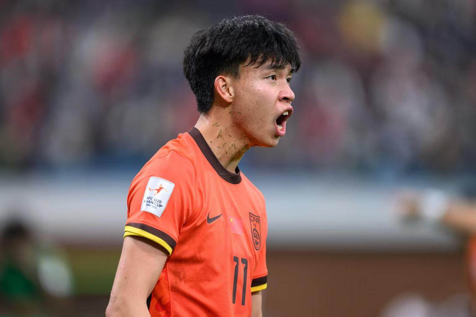 包含外援国青队上增多，备战美职球多采多姿的词条