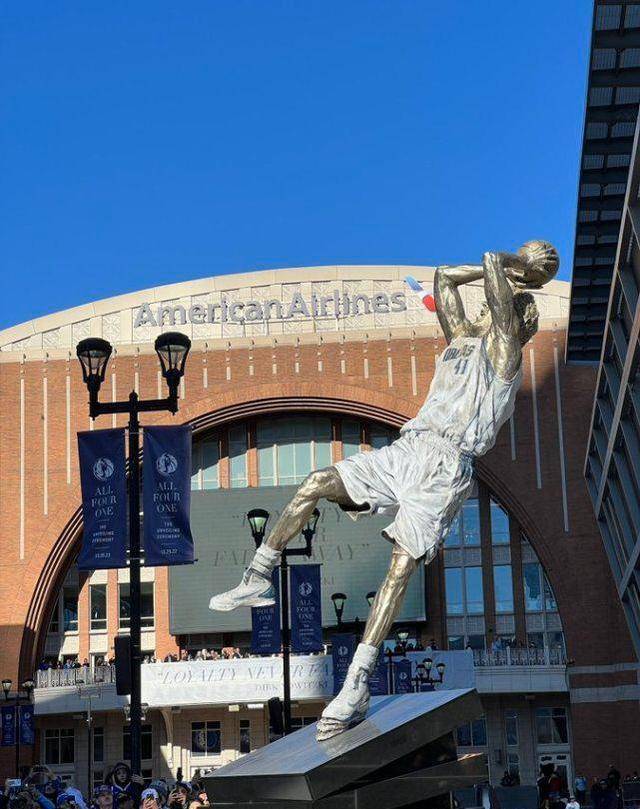 爱游戏官方入口-小牛队签下德克退役仪式感人