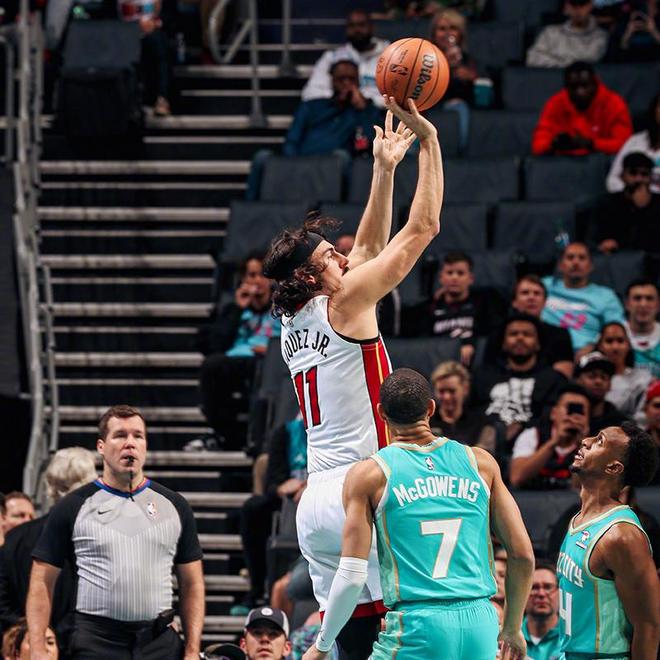 爱游戏tv-神队双星发威继续全胜排名东部第一