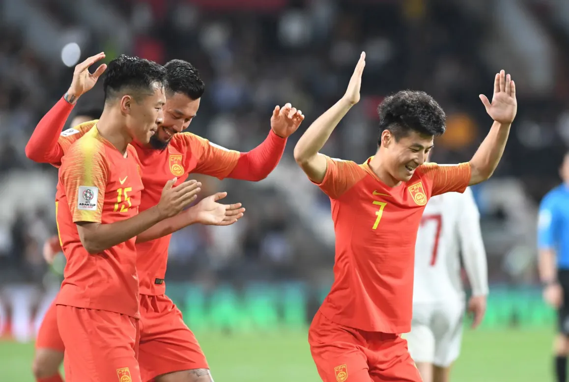 爱游戏APP-武磊首发国脚出场，0-2负阵欧国联比赛