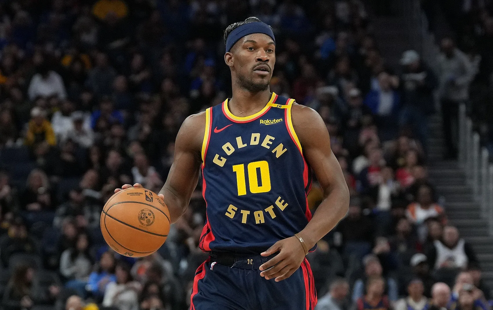 猛龙守住榜首位置，对决热火壮士顽强