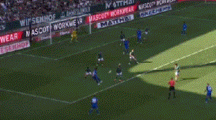 爱游戏APP-勒沃库森成功逆转战局,终结连败