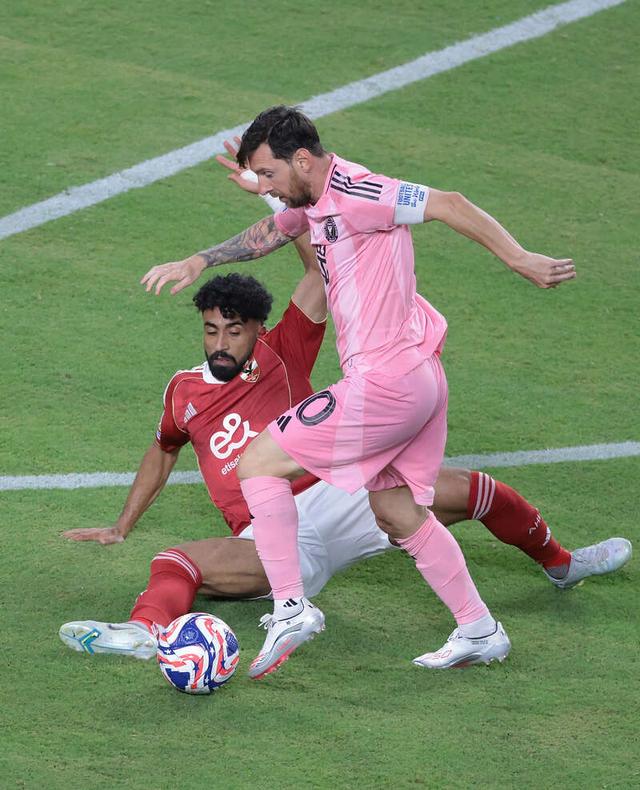 爱游戏大厅-巴塞罗那客场战胜皇家社会，梅西再献绝杀