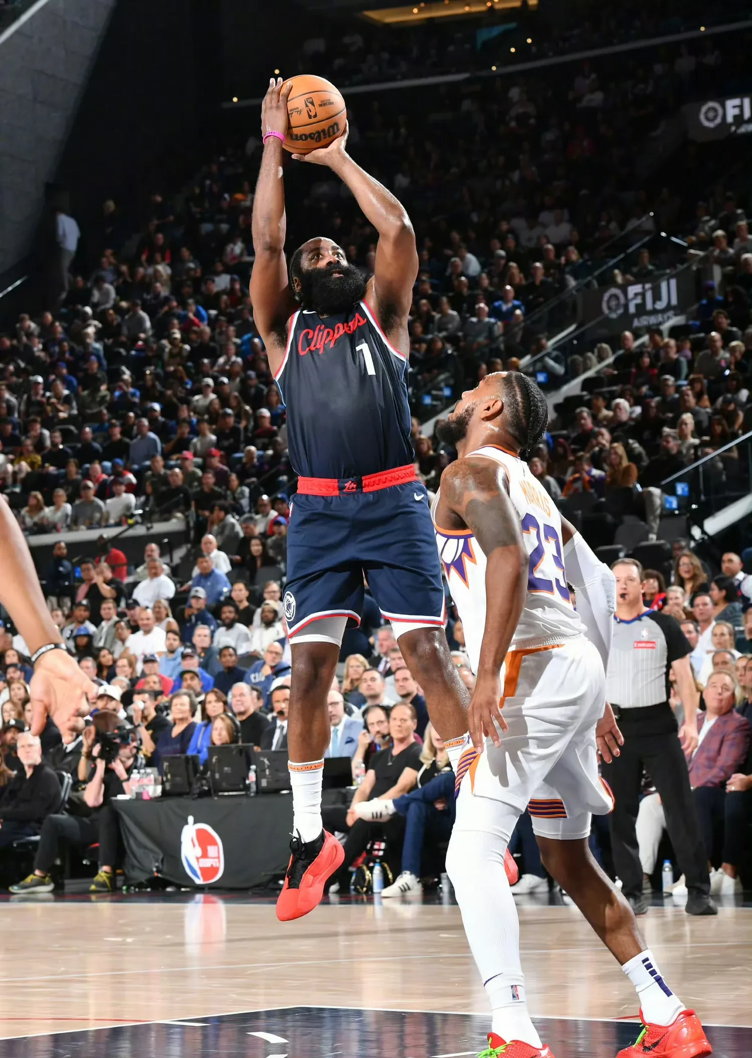 火箭主帅透露哈登伤情，或将缺席数场比赛