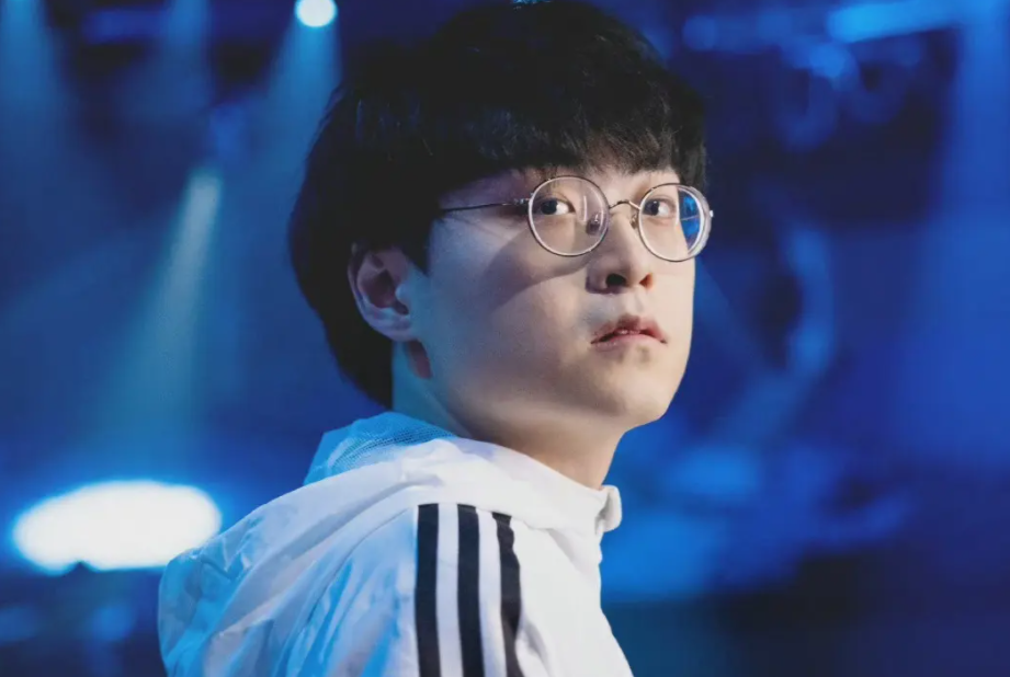 关于GEN逆转FPX，Chovy送出助攻的信息