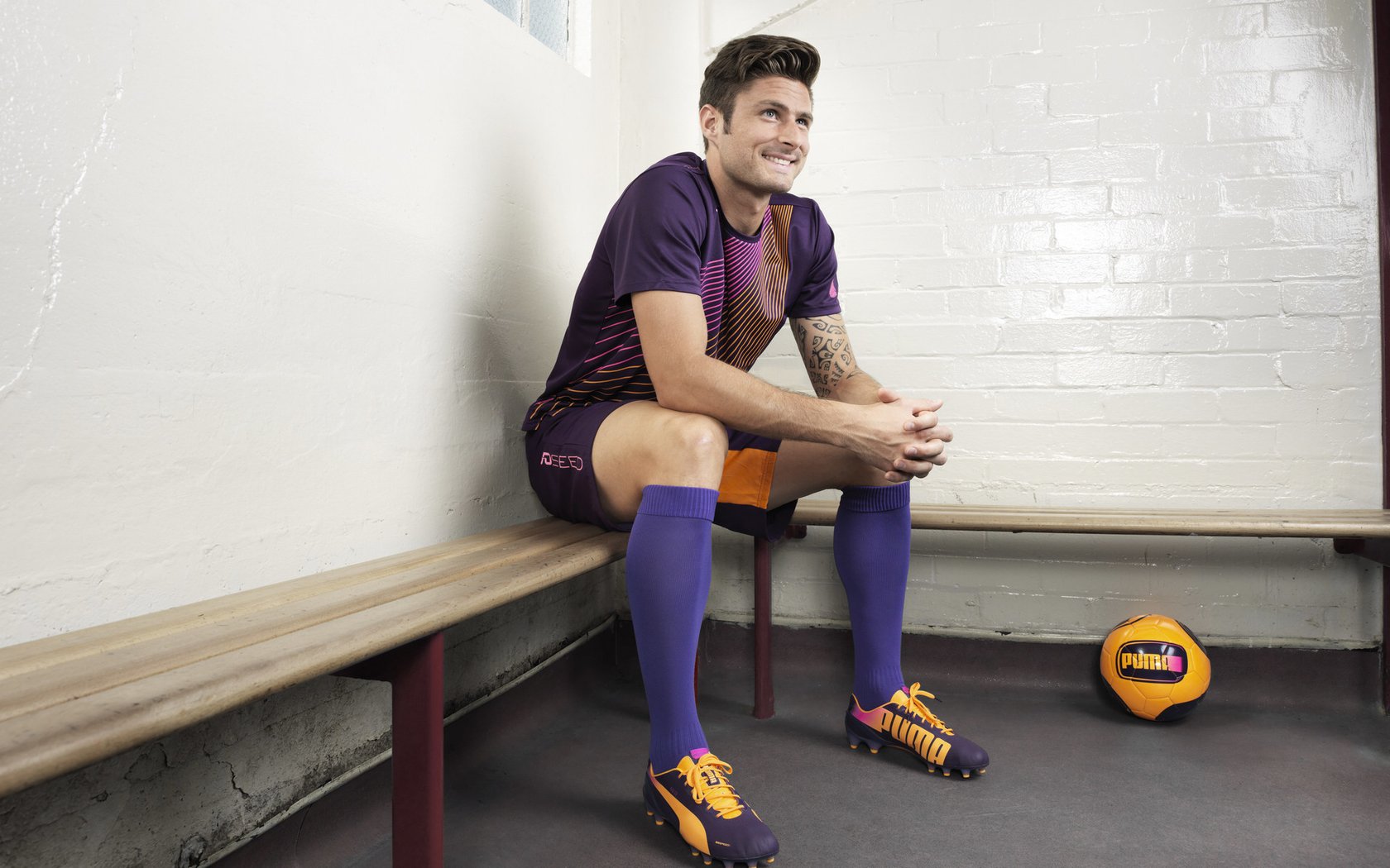 小国足球的沉默与呐喊，秘鲁的务实与厄德高的突破