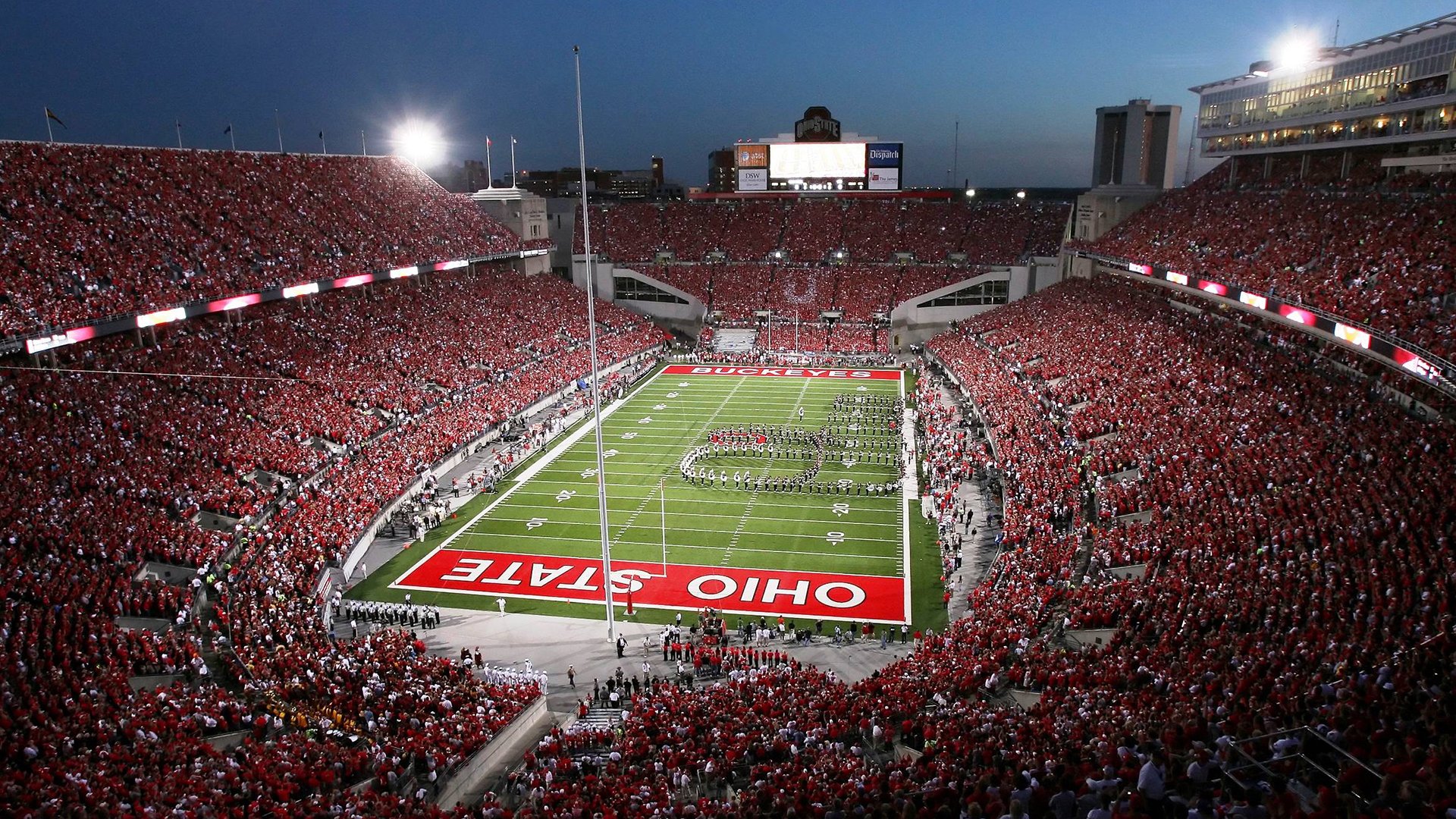 门被关上，又被陈雨菲一脚踹开